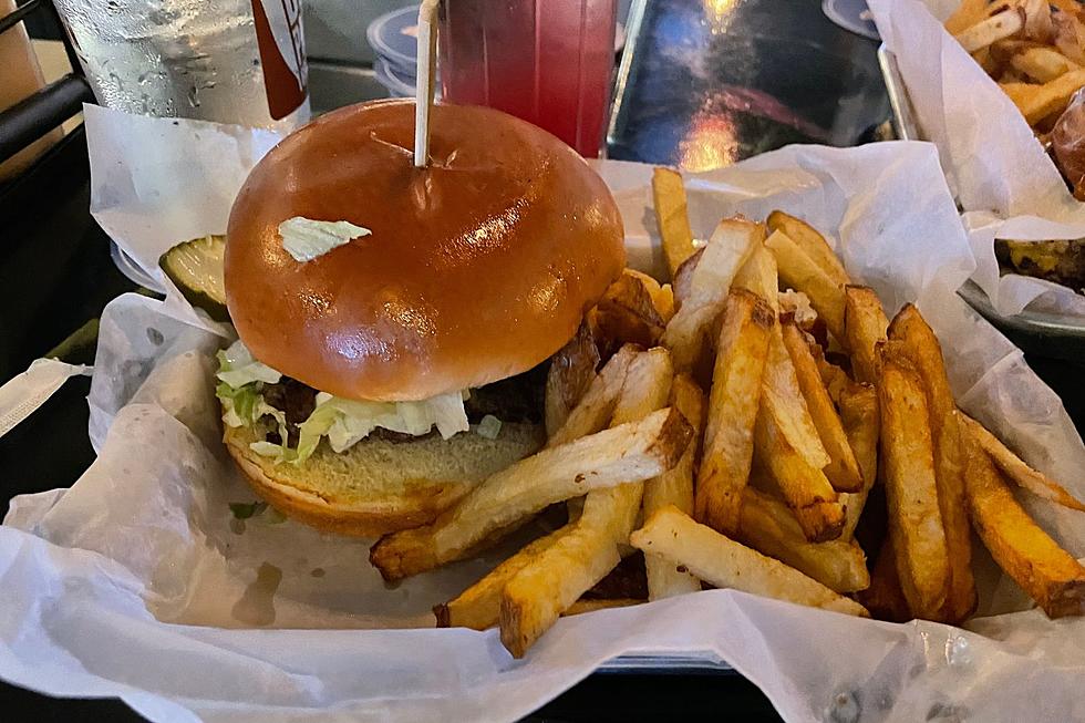 REVIEW: Duluth’s Newest Restaurant Addition, Burger Paradox