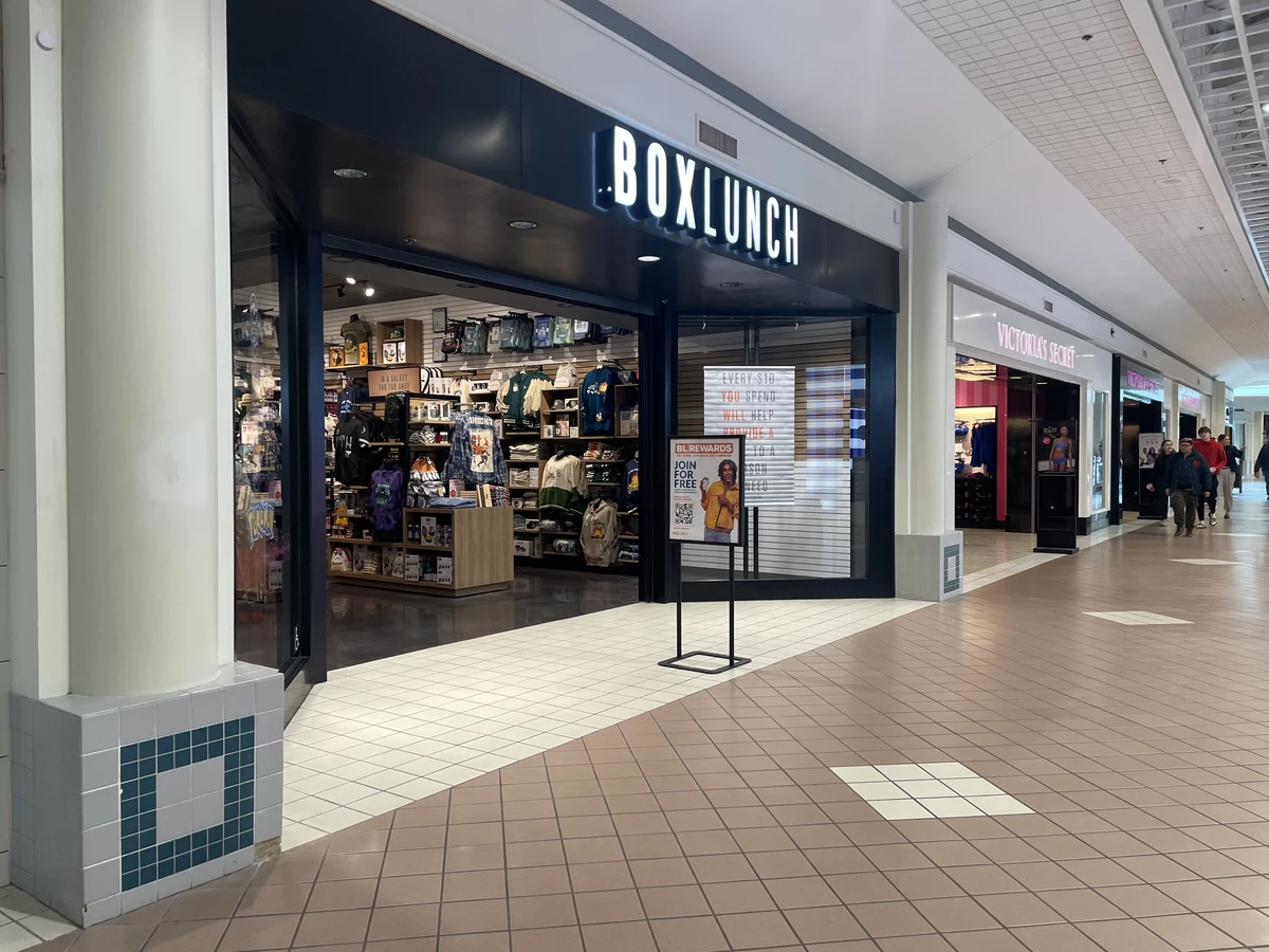 BoxLunch Officially Opens At The Miller Hill Mall