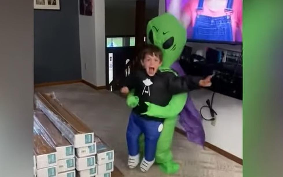 Duluth Boy Goes Viral With Hilarious Alien Abduction Costume Performance
