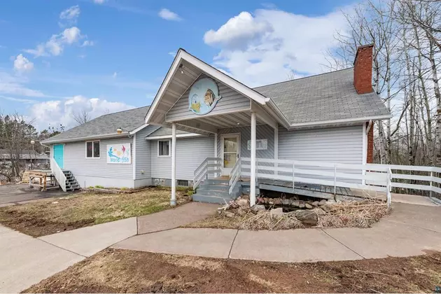 There&#8217;s A Minnesota Exotic Fish Store For Sale With Snake Pit In Basement