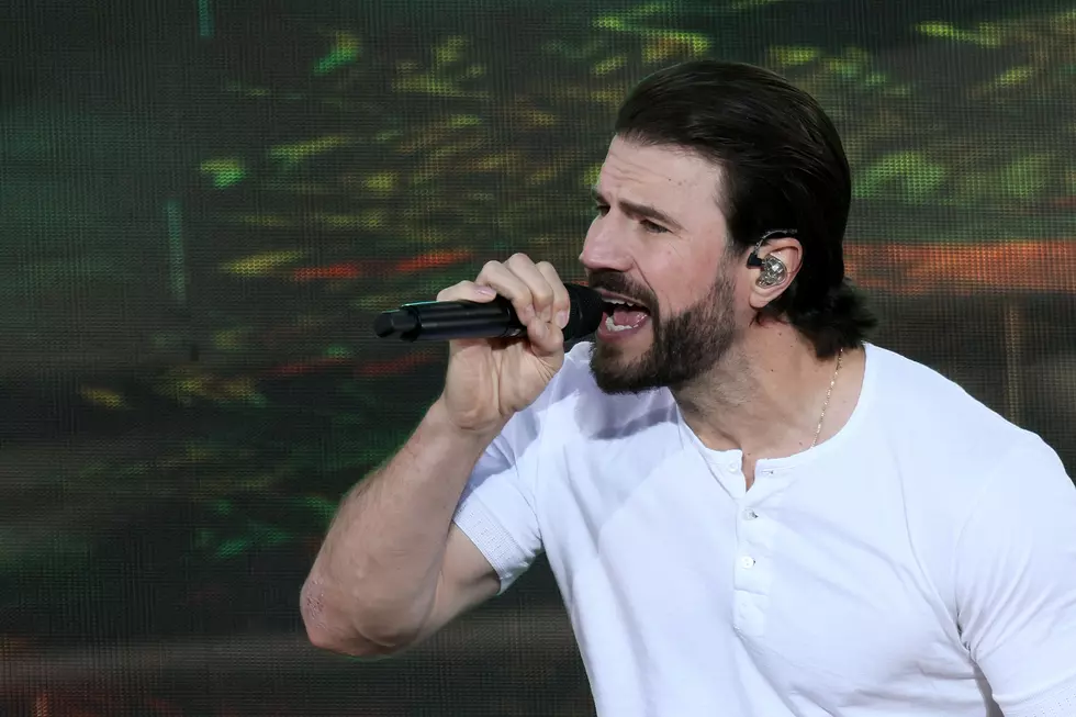 Sam Hunt Shares Video Of Visit To Great Lakes Aquarium In Duluth