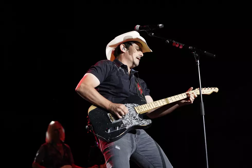 Brad Paisley Playing Special Show In Minnesota