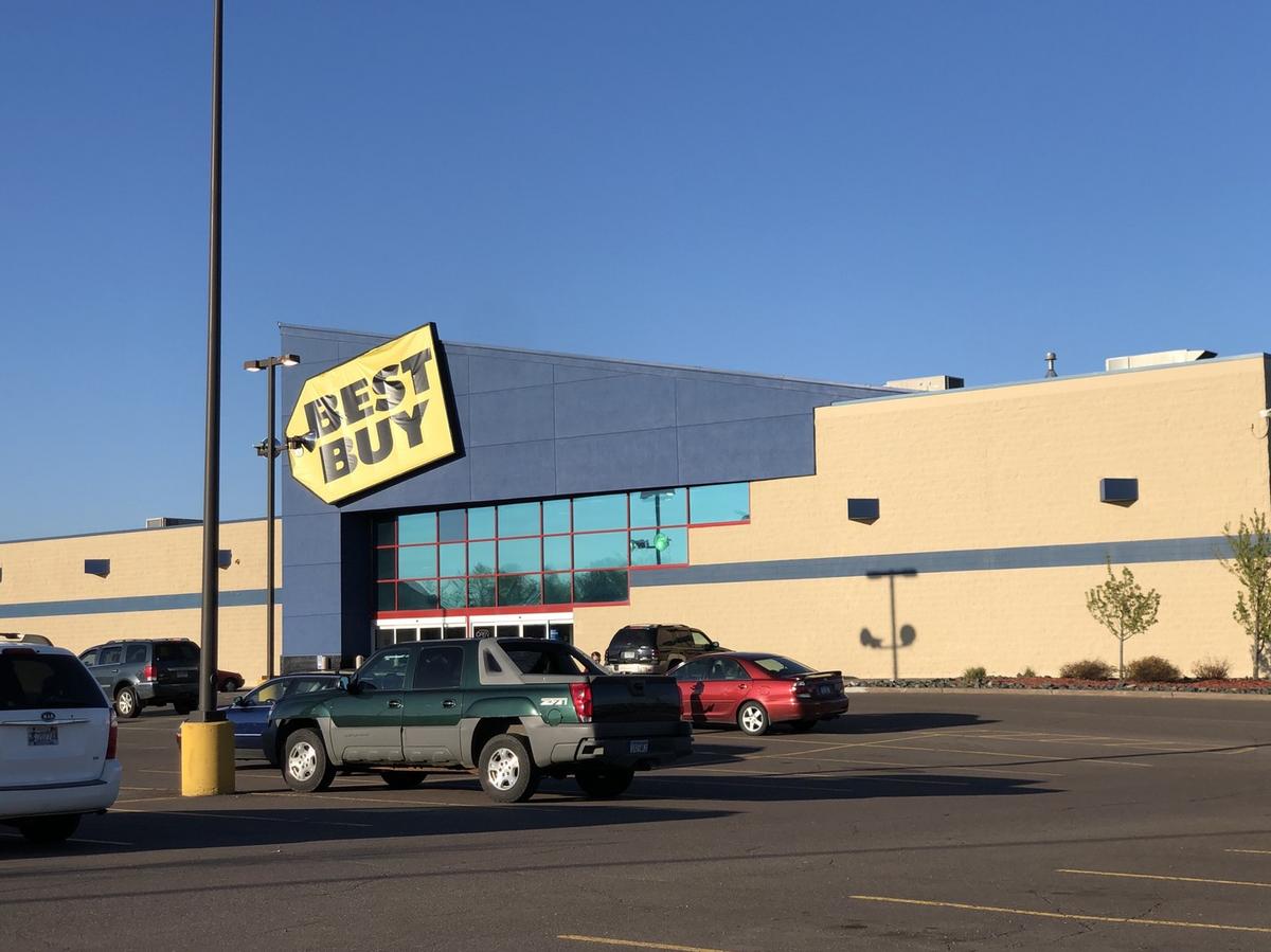 A Movie Is Filming At Best Buy In Duluth + You Can Be An Extra A Movie Is Filming At Best Buy In Duluth + You Can Be An Extra