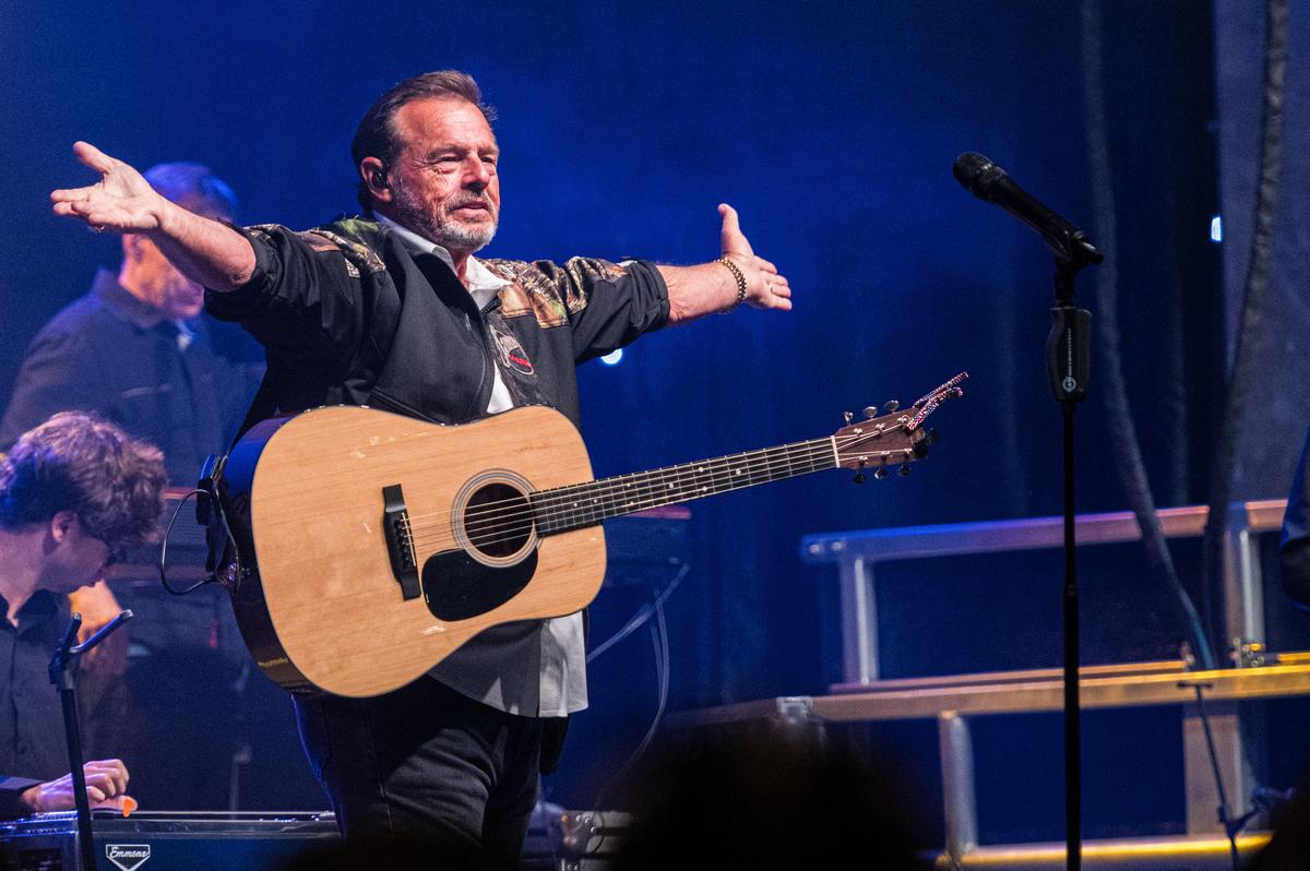 PHOTOS: Sammy Kershaw Headlines Night Of Music In Two Harbors PHOTOS: Sammy Kershaw Headlines Night Of Music In Two Harbors