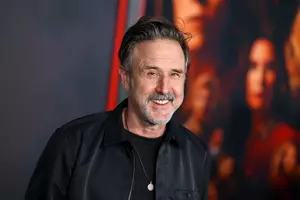 David Arquette Pops Into Minnesota Store While Filming His New Movie