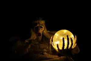 Are Minnesota + Wisconsin Haunted? A New Study Just Ranked All 50 States