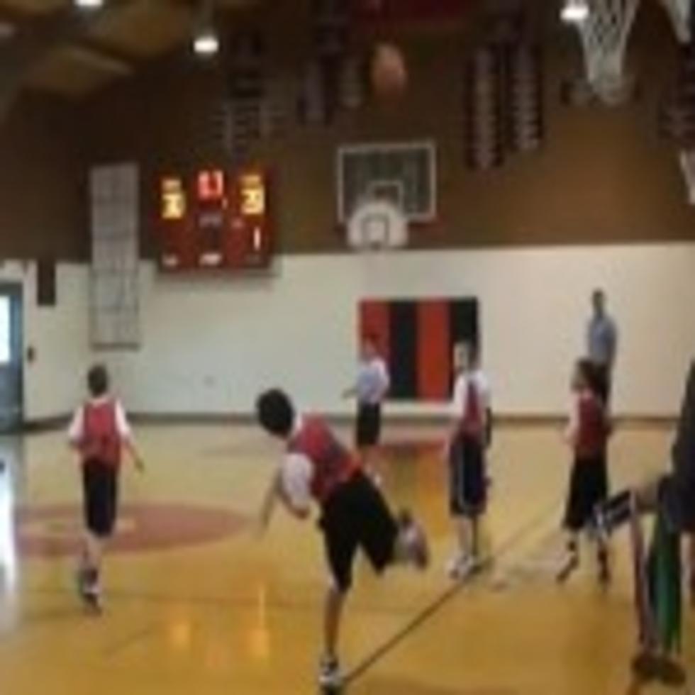 Epic Finish To Third Grade Basketball Game [VIDEO]