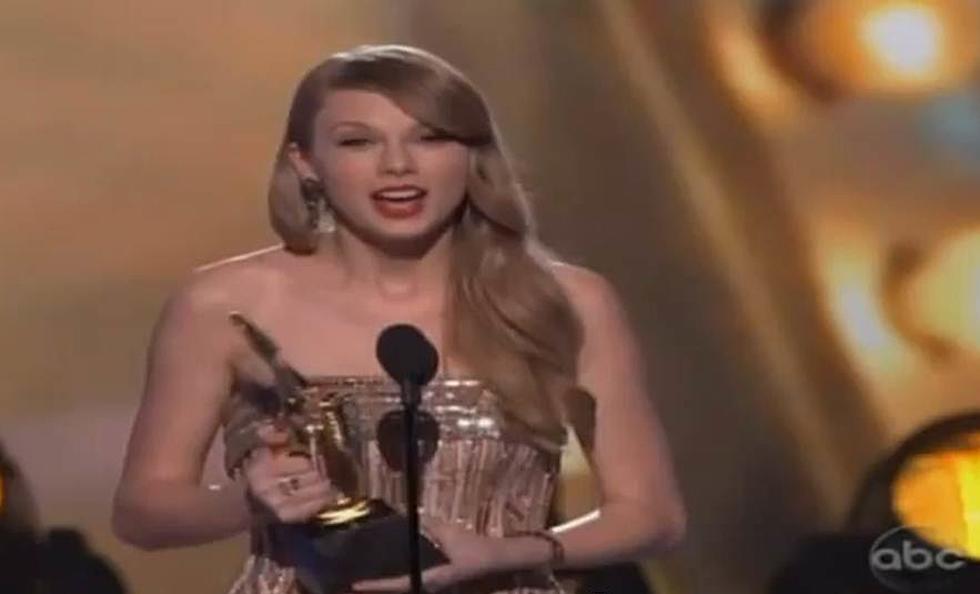 Taylor Swift And Lady Antebellum Win At The 2011 Billboard Music Awards [VIDEO]