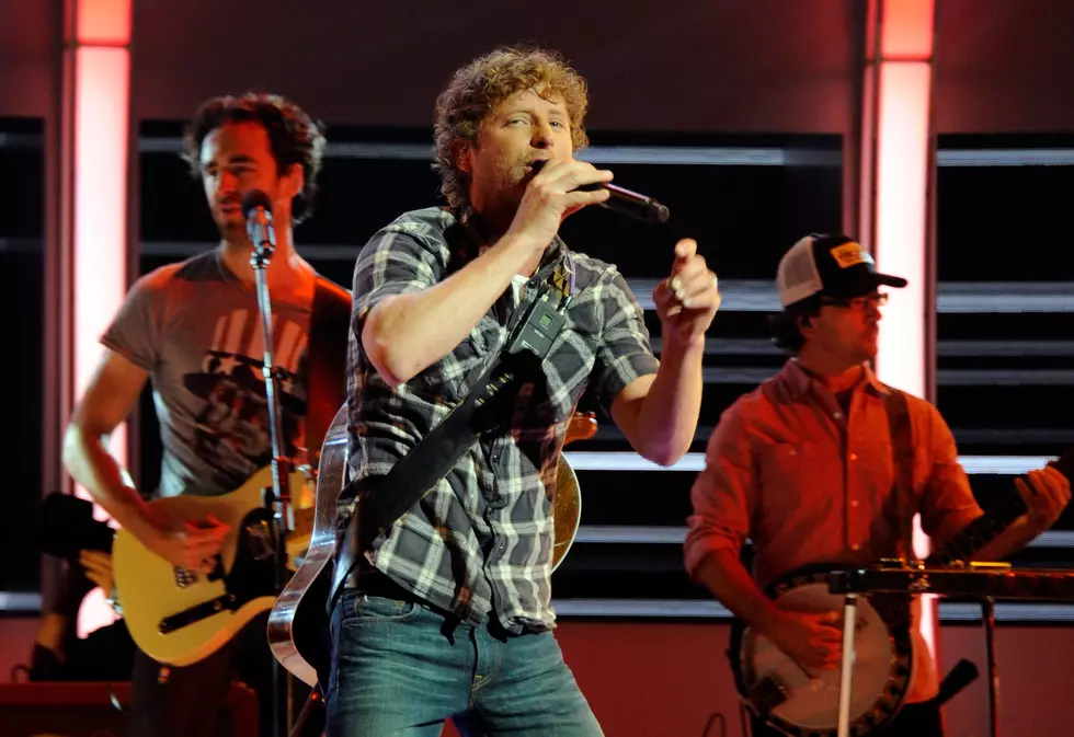 Dierks Goes &#8220;Outlaw&#8221; And Country Helps Disney Go Gold This Day In Country Music &#8211; August 2nd