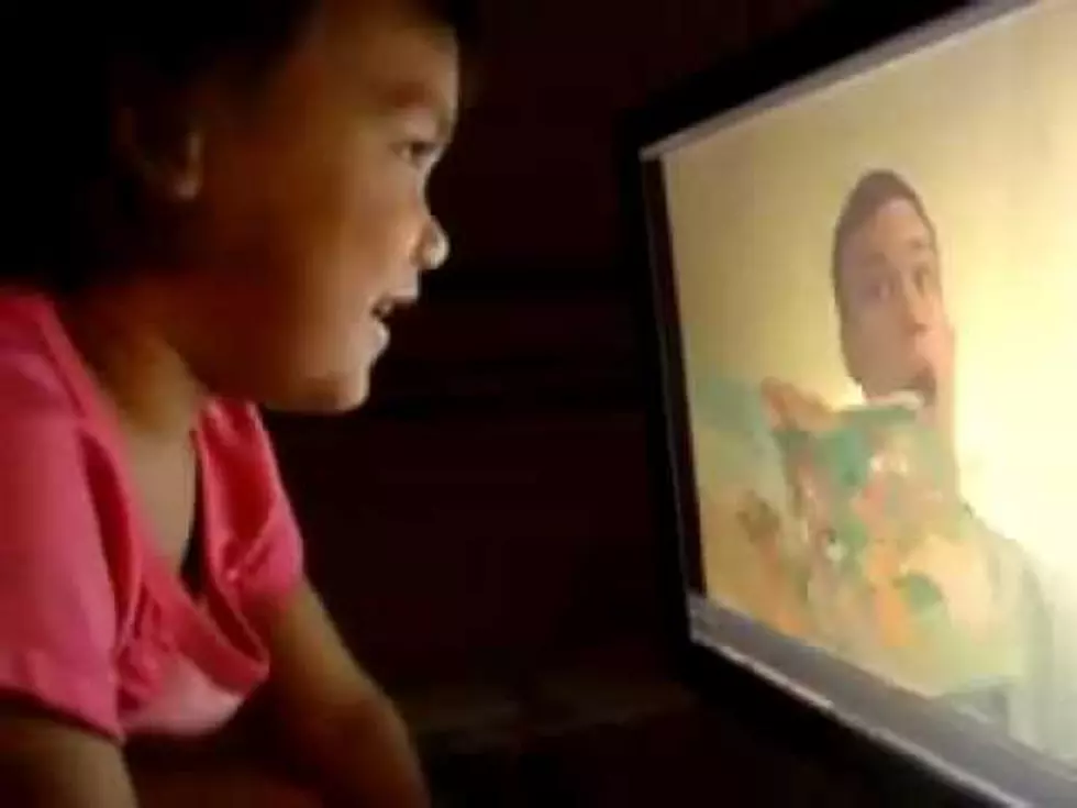 2 Year Old Reacts To Video Of Her Deployed Dad Reading A Book [VIDEO]