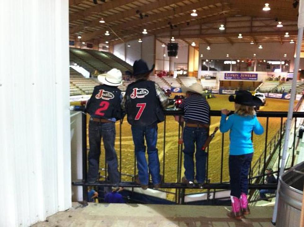 Thursday Night Mutton Bustin’ At The Rodeo [PHOTOS]