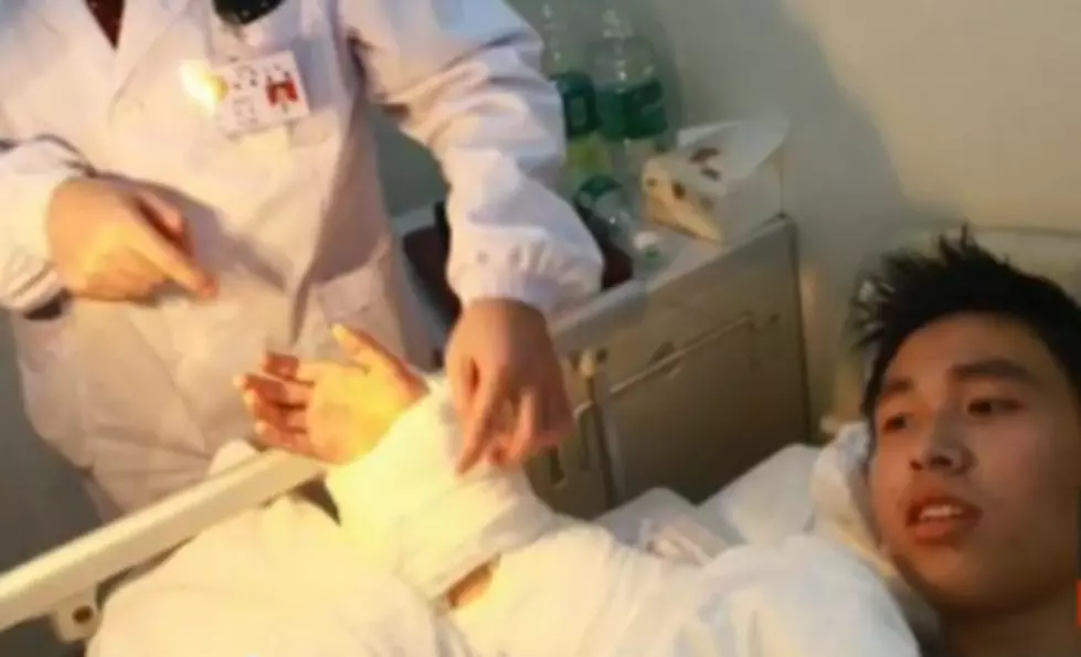 Chinese Doctors Attach Man&#8217;s Hand to Ankle in Limb-Saving Procedure