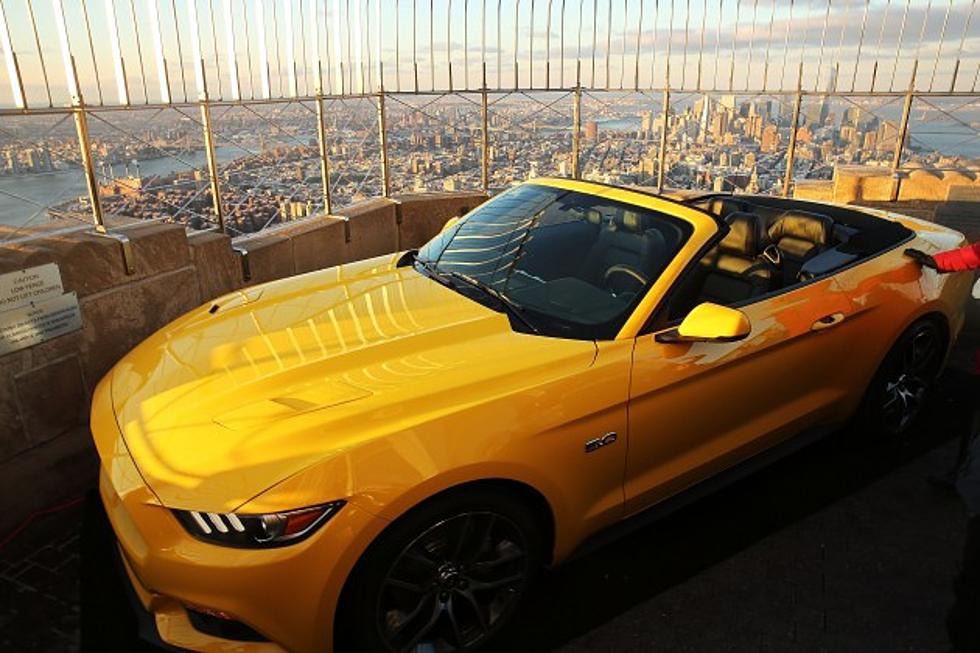 Ford Puts a New 2015 Mustang on the Roof of the Empire State Building [VIDEO]