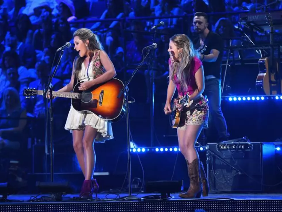 Maddie & Tae in Town