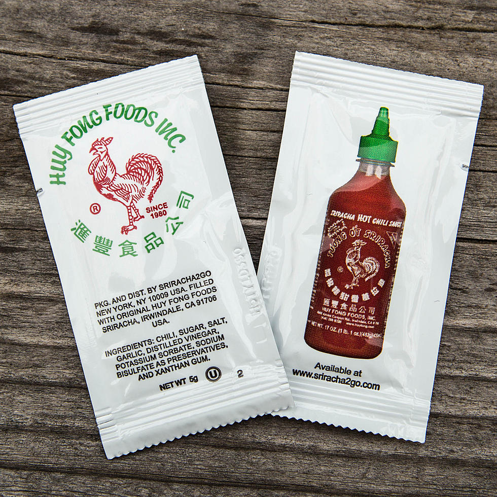 Sriracha Condiment Packets Exist, And The World Rejoices
