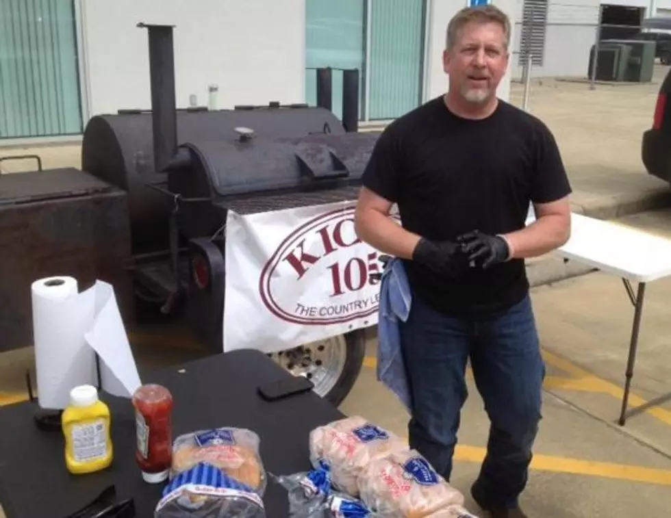 Al Meyer Ford, KICKS 105, Backing the Blue with Free Lunch