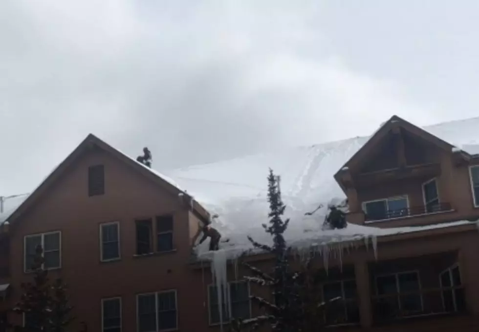 Watch Man Clearing Huge Icicles Nearly Fall Five Stories