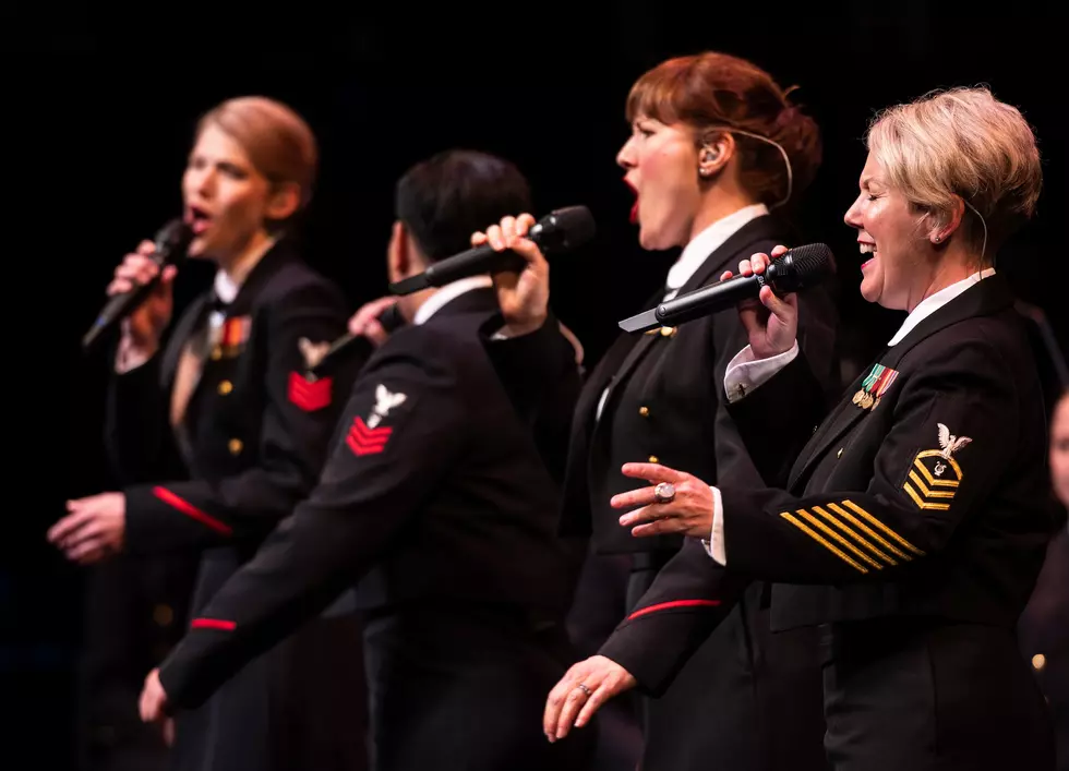 (U.S. Navy photo by Senior Chief Musician Adam Grimm/Released)