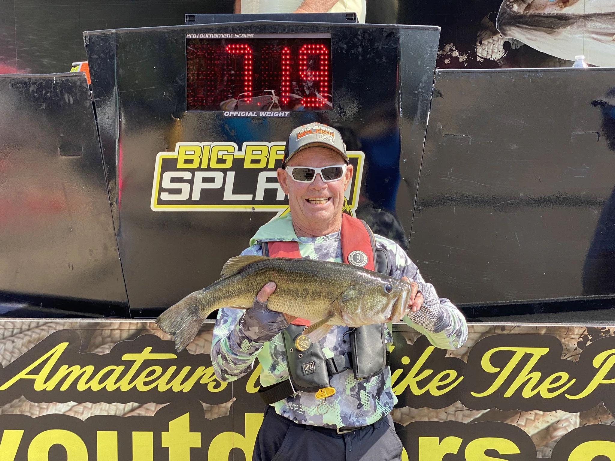 New Yorker Catches Monster Bass on First Cast at Lake Sam Rayburn