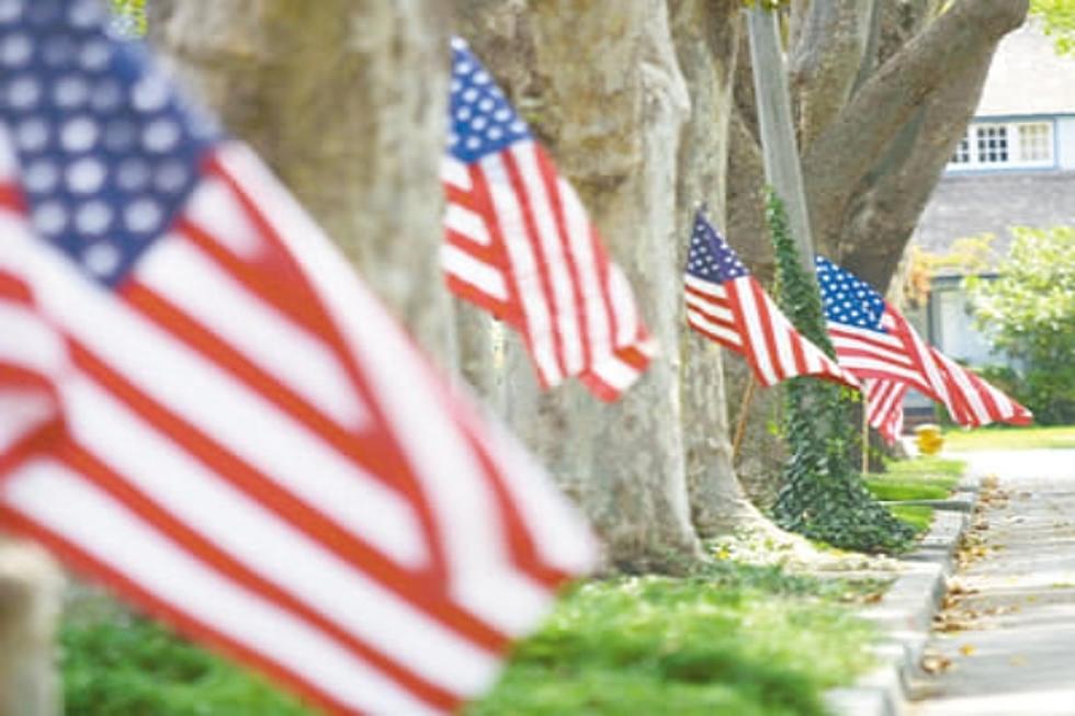Huntington Hoping to Line Their Streets with 1000 American Flags