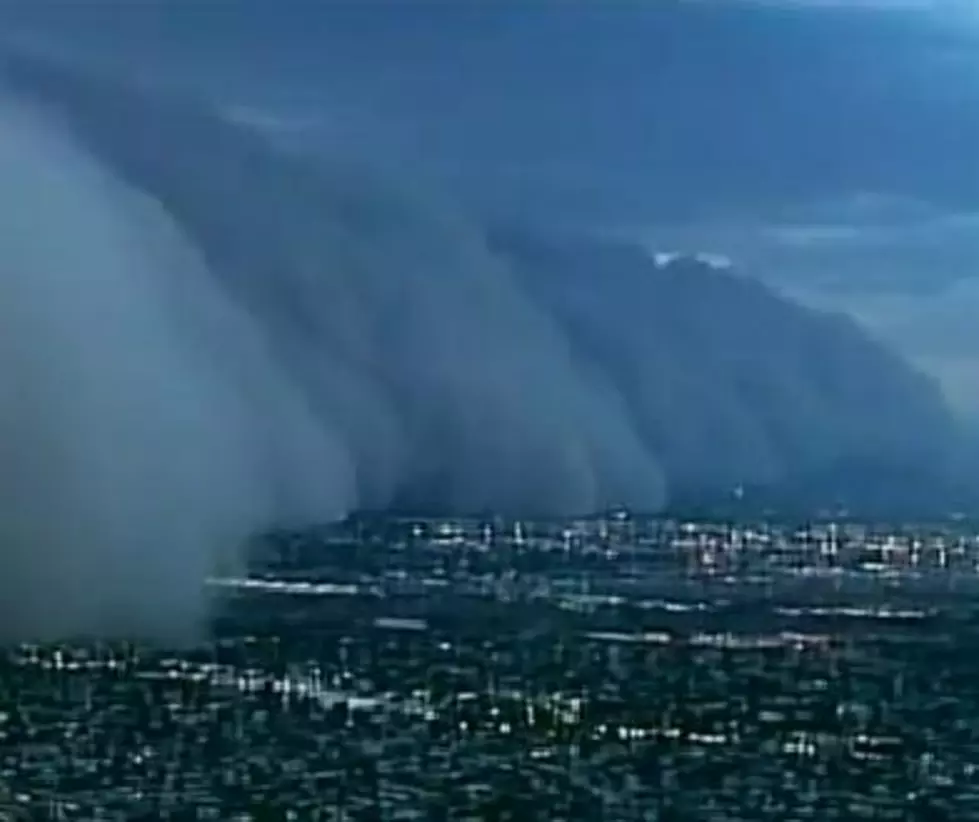The Three Best Videos of the Massive Sand Storm That Hit Phoenix, Arizona