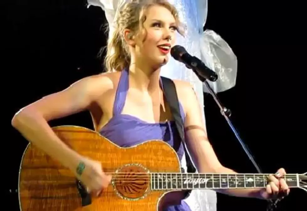 Taylor Swift Covers Eminem and Uncle Kracker [Video]