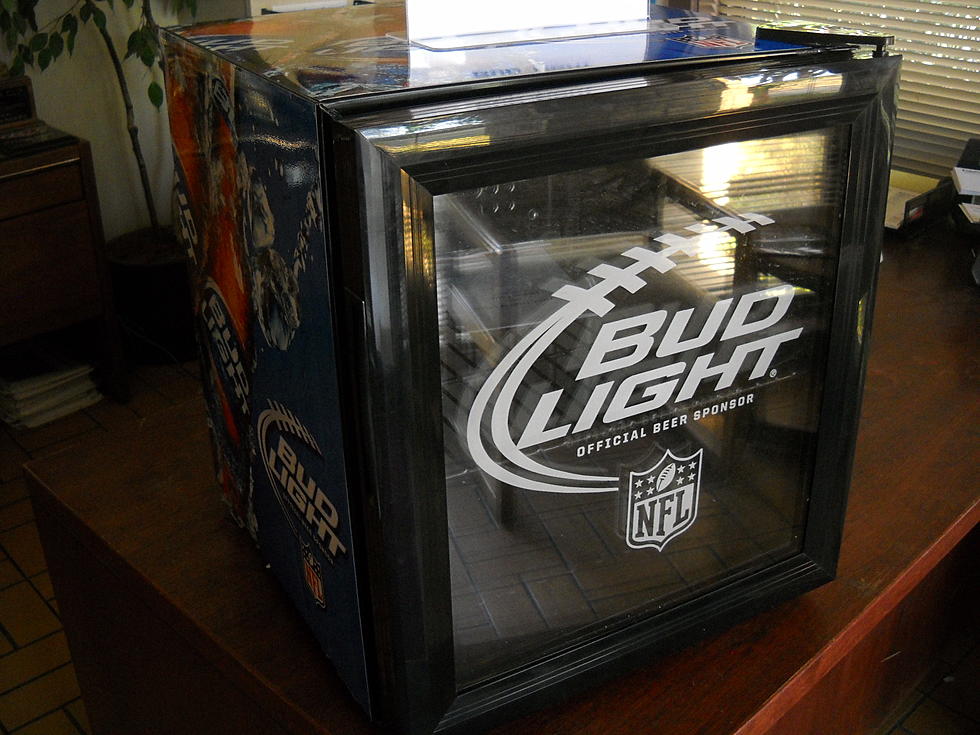 Win Some Great Bud Light Prizes For The Holidays!