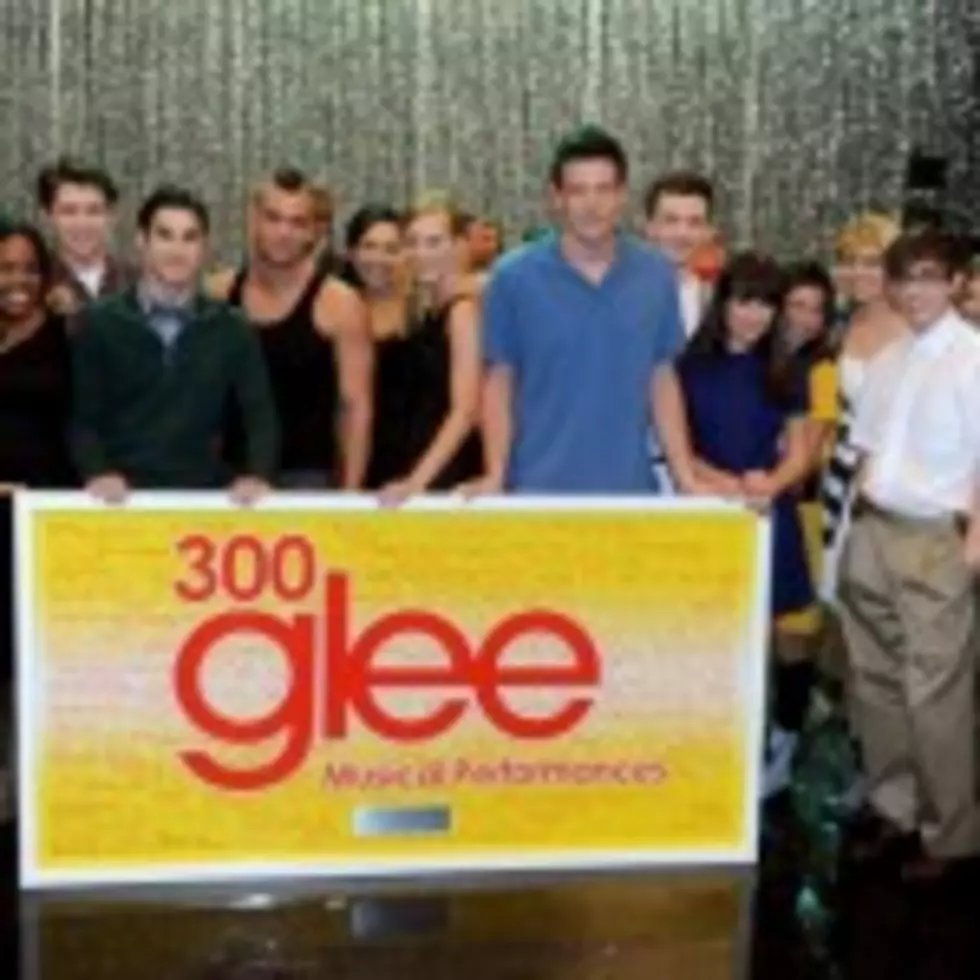 fejl binær forberede Sneak-Peek Video Of Toby Keith's "Red Solo Cup" On 'Glee'