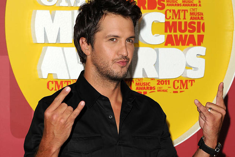 Luke Bryan Tops the Charts With ‘I Don’t Want This Night to End’