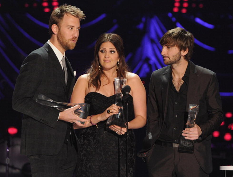 Lady Antebellum’s Hillary Scott Marries Chris Tyrell