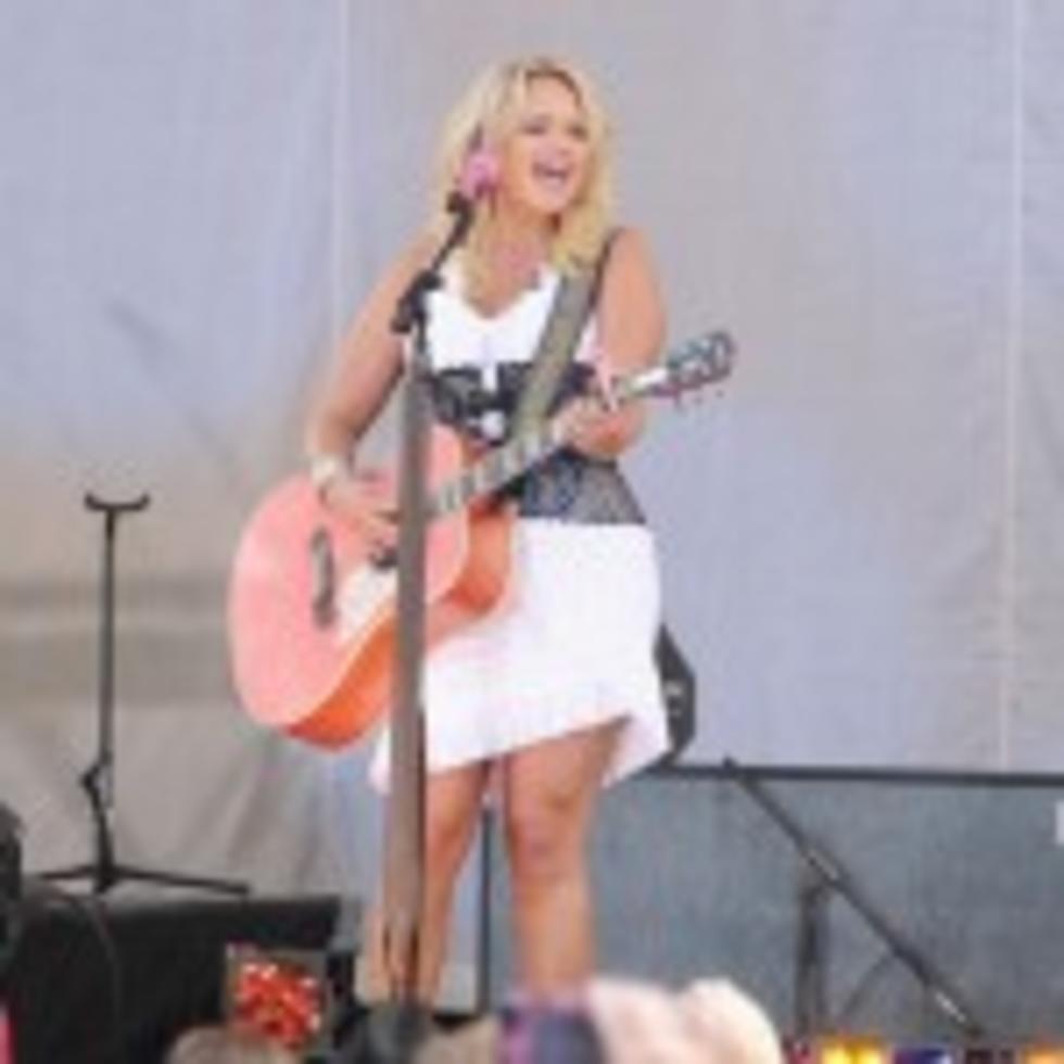 Miranda Lambert Covers Waylon Jennings Song At Concert [VIDEO]