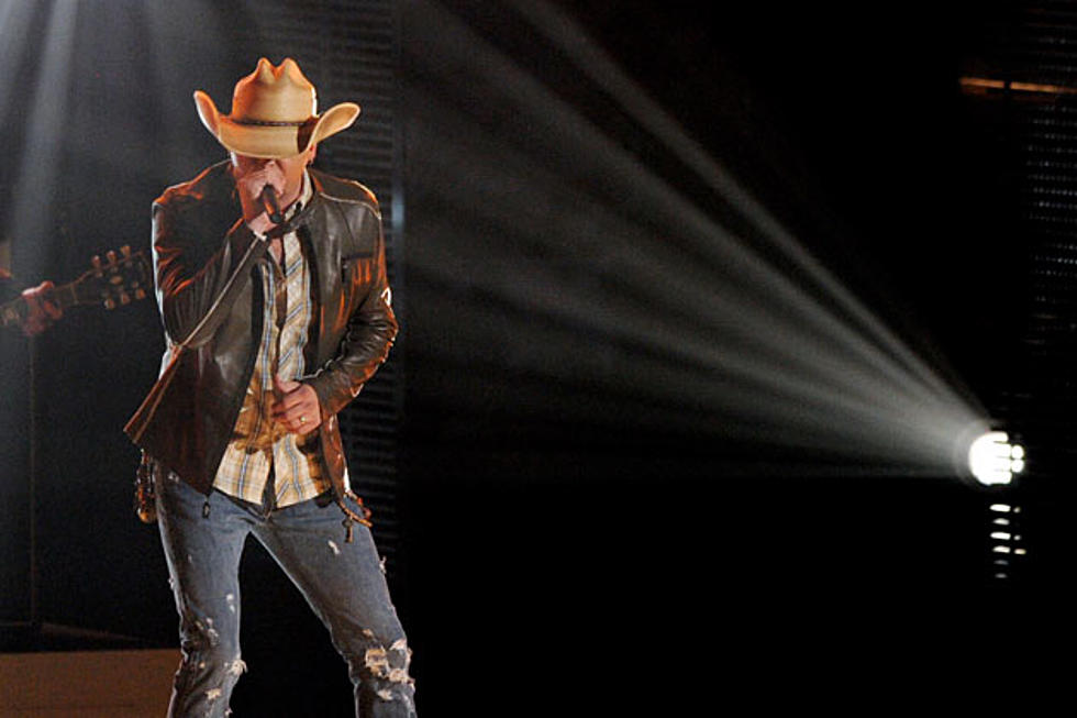 Sneak Peek at Jason Aldean’s ‘Fly Over States’ Video