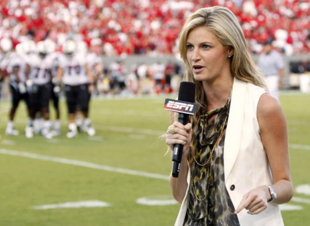 Sideline Reporting: Does it Add ANYthing to a Sports Broadcast? [POLL]