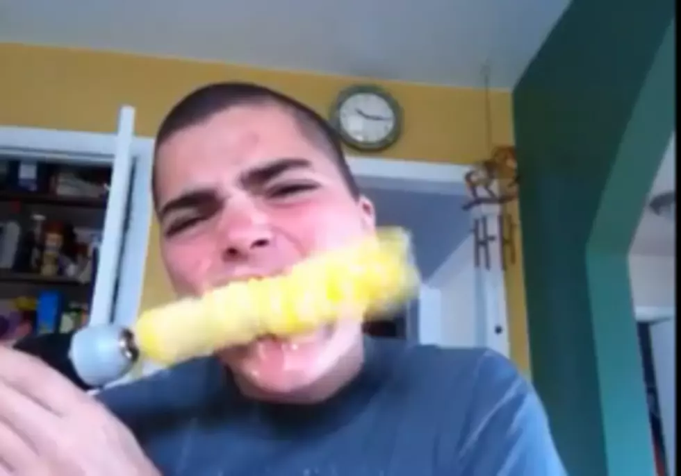 Craziest Way to Eat Corn on The Cob [VIDEO]