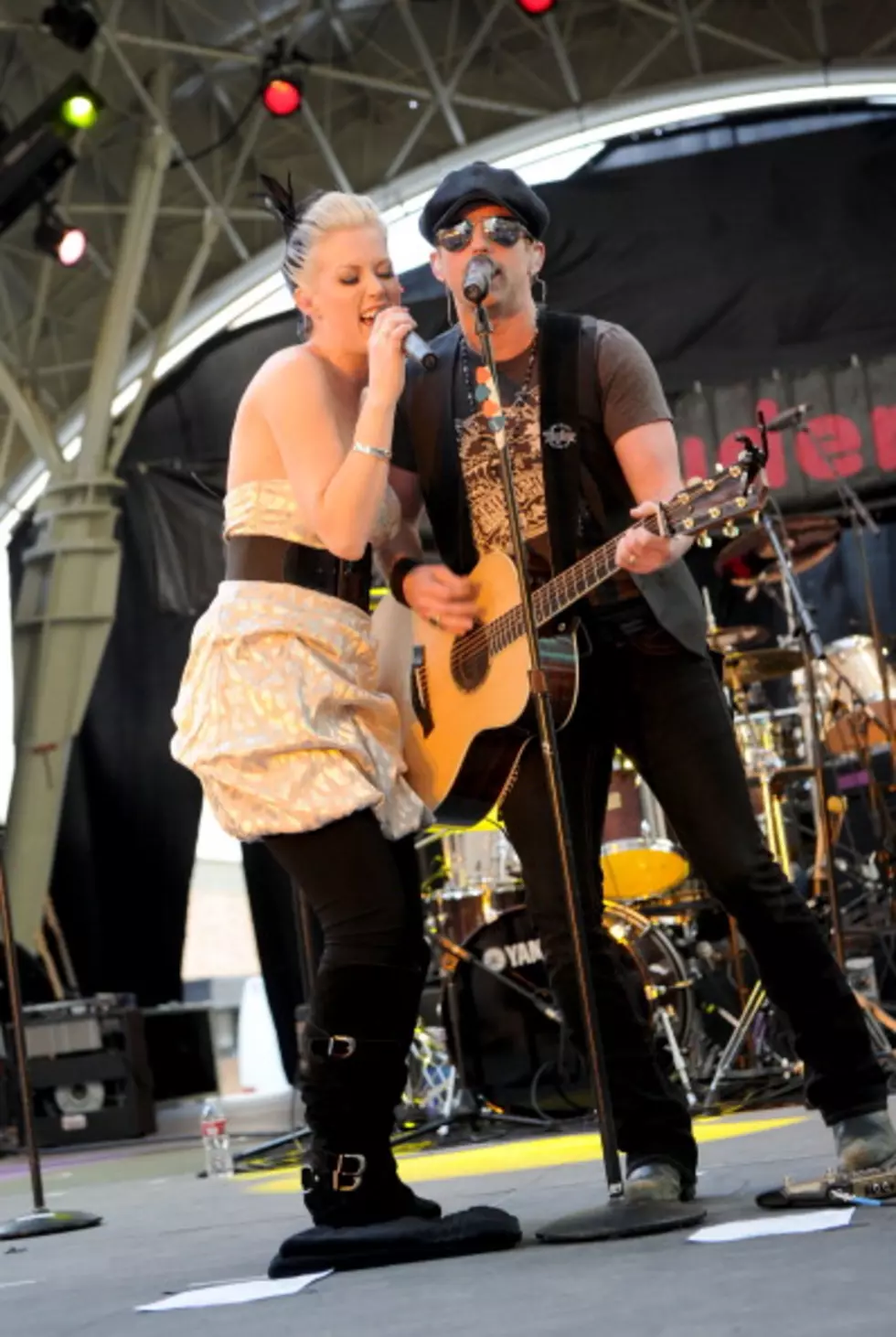 Have you ever seen a pic of Thompson Square?