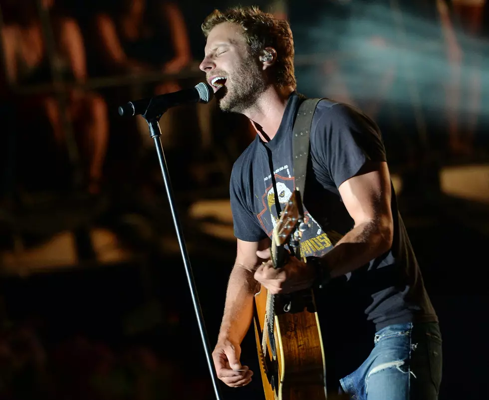 Dierks Bentley Performs New Single on The View
