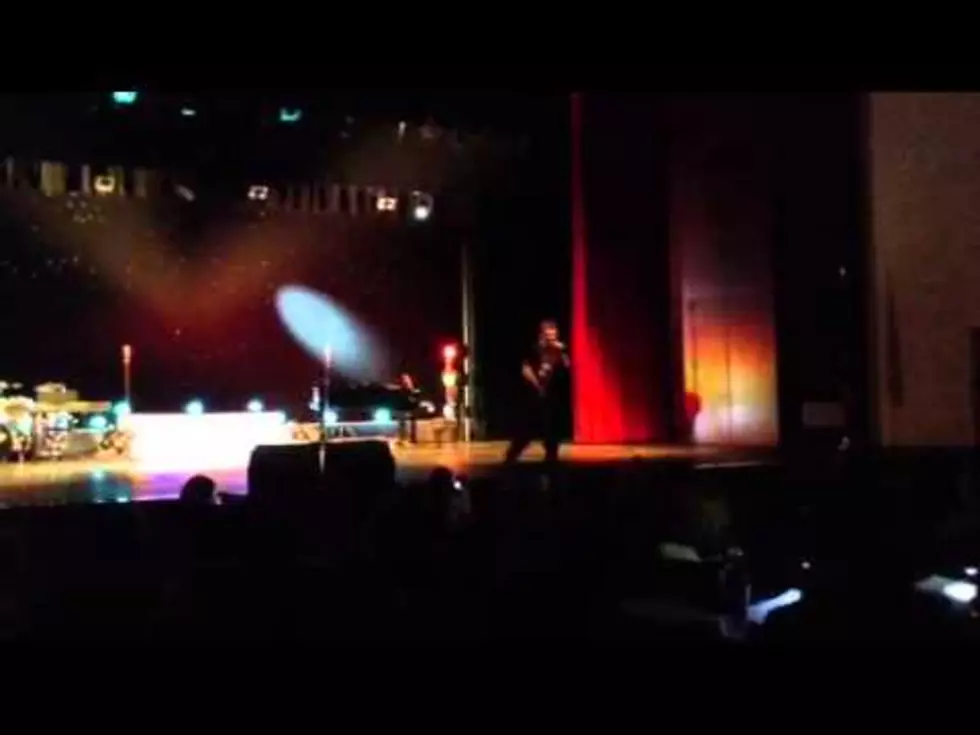 Darius Rucker Surprises a Special Needs Teen at Talent Show [VIDEO]