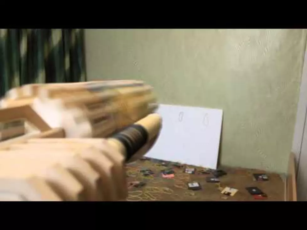 A Cool Rubber Band Machine Gun! [VIDEO]