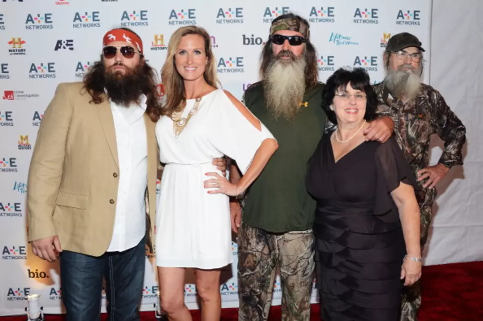 A Chance to Win a Limited Edition Duck Dynasty Lithograph Print Today!