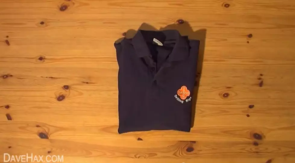 Wow! Fold a Shirt FAST! [VIDEO]