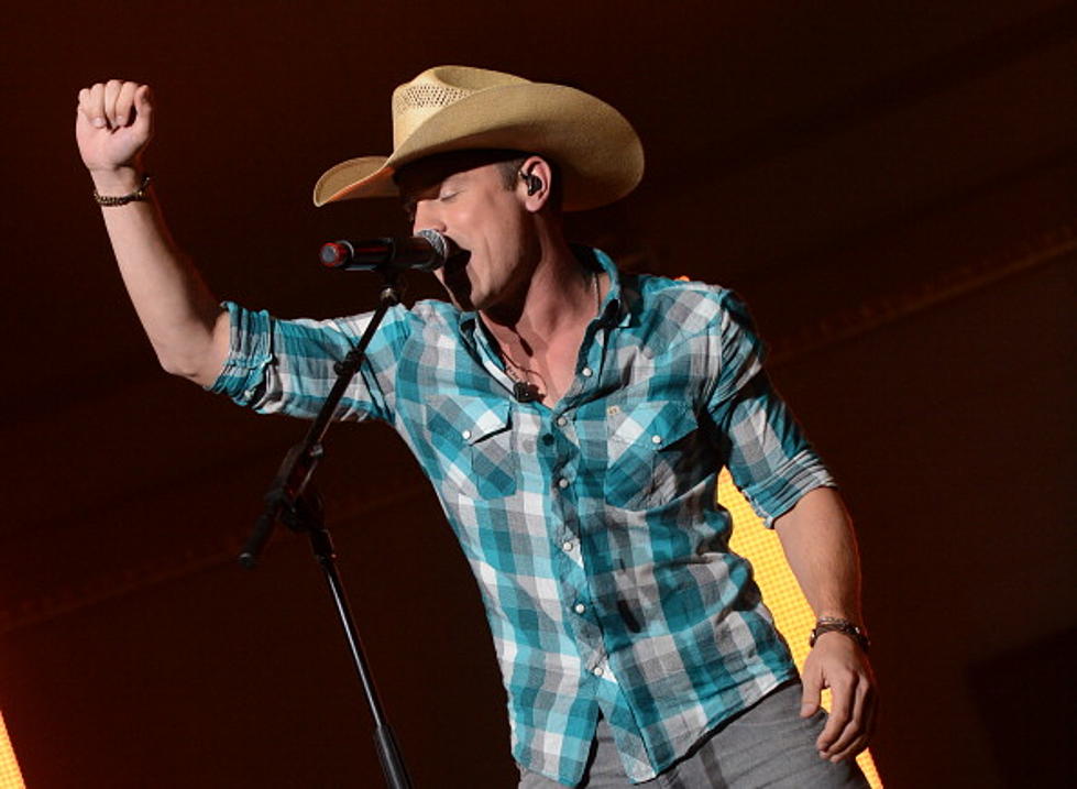 Watch Dustin Lynch Perform For Taste of Country And See Him Live Dec. 6 in Texarkana [VIDEO]