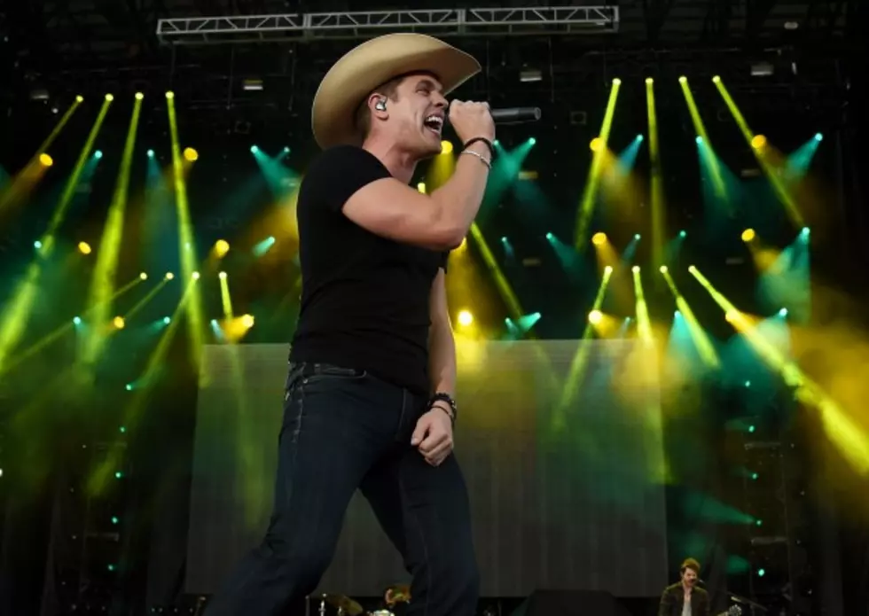 Win Two Tickets to See Dustin Lynch With The Taste of Country Christmas Tour [VIDEO]