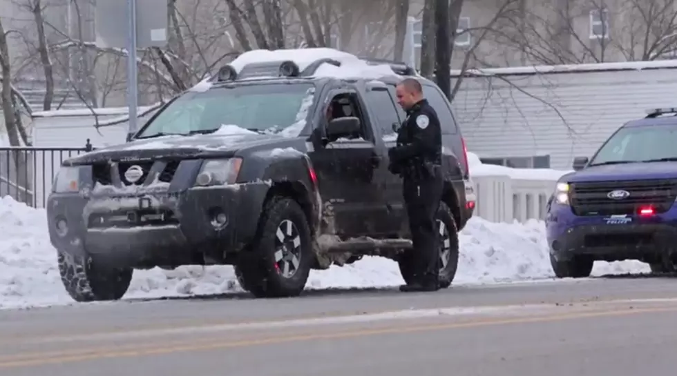 Police Pull People Over To Give Them Presents! [VIDEO]