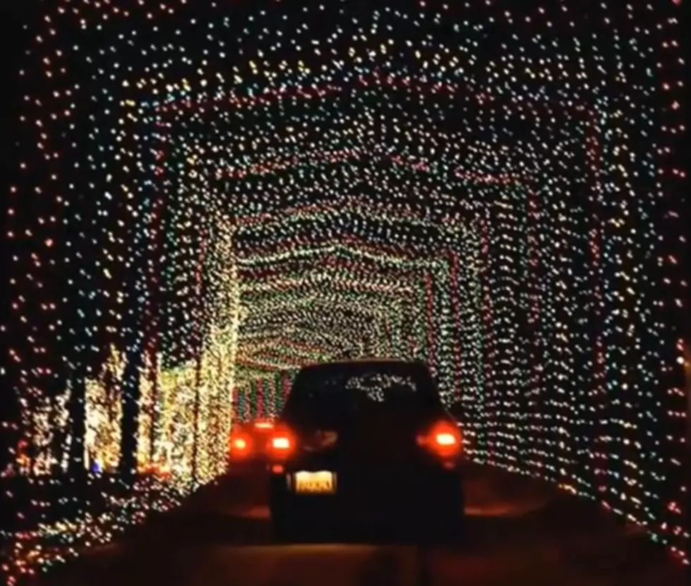 Texas Original Drive-Thru Christmas Park, Santa Land Offers Holiday Fun