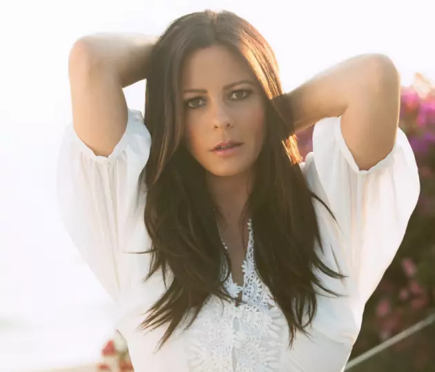 Tickets Still on Sale for Sara Evans June 24 in Hope