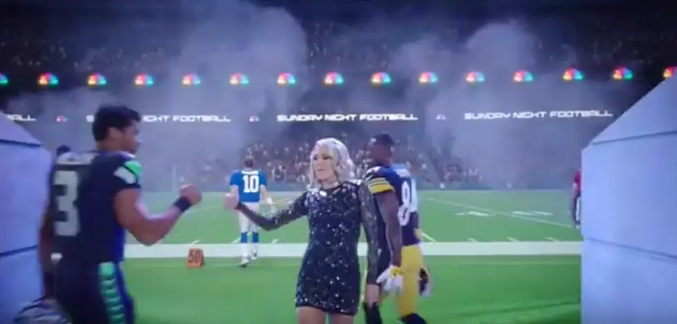 Carrie Underwood Stuns in SNF Intro, But Where&#8217;s Miranda Lambert? [VIDEO]