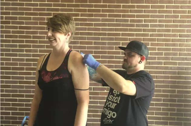 VP of Student Enrollment at Texas A&#038;M &#8211; Texarkana Kathy Williams Gets Tattoo