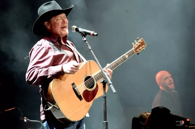 Tracy Lawrence Set to Release New Duets Album Nov.10