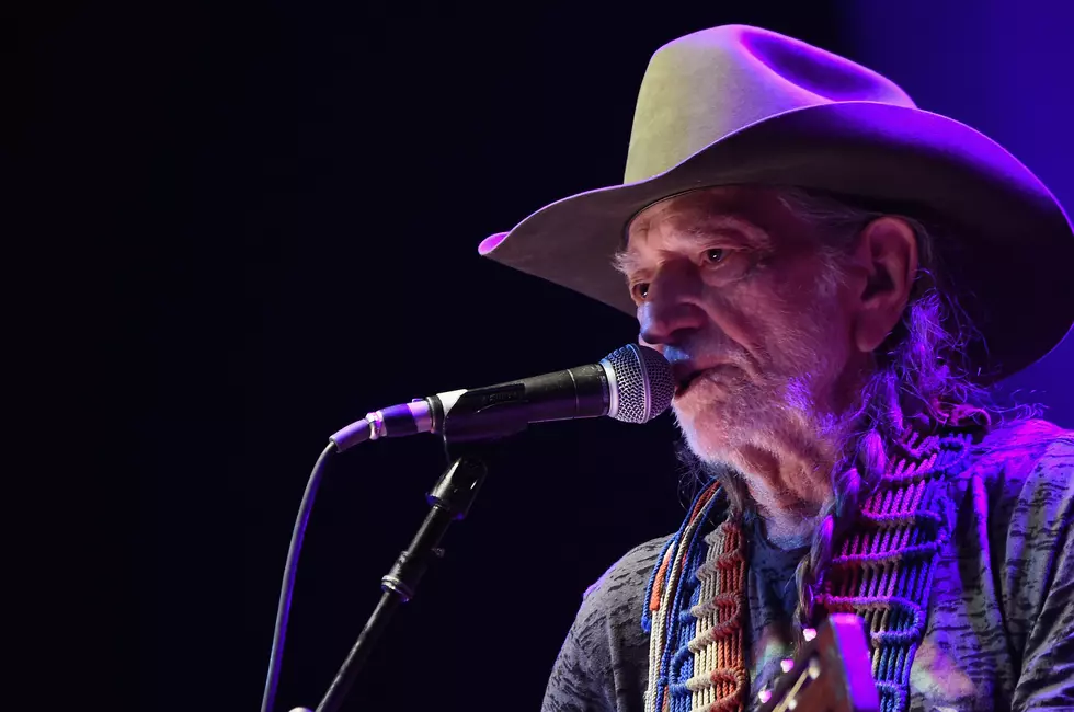 Willie Nelson Brings Outlaw Music Festival Tour to Little Rock