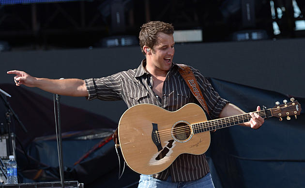 Watch a Virtual Concert With Easton Corbin May 15